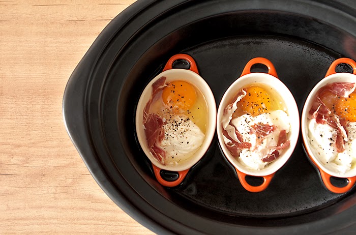 Huevos en cocotte cocinados en Crock Pot