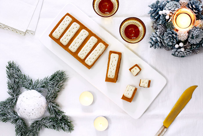 Turrón de chocolate blanco caramelizado y shortbread. Receta para slow cooker