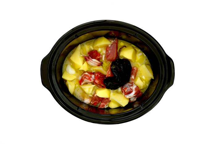 Patatas con costillas. Receta para crock pot o slow cooker