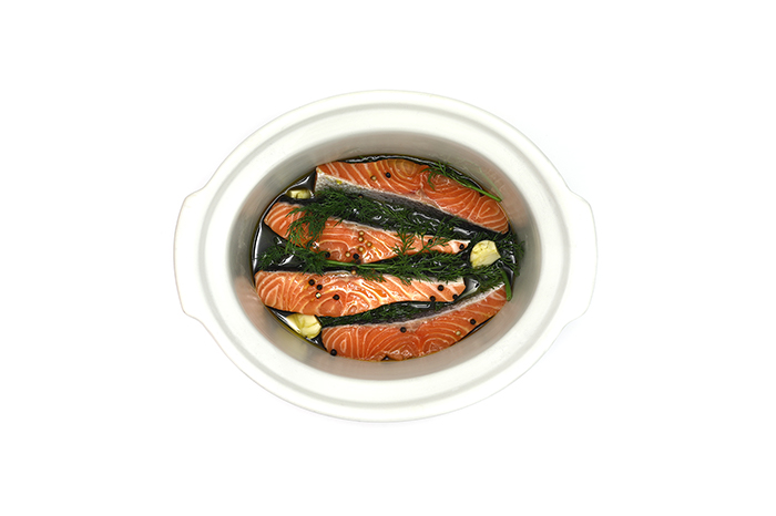 Salmón confitado al eneldo. receta para crock pot o slow cooker