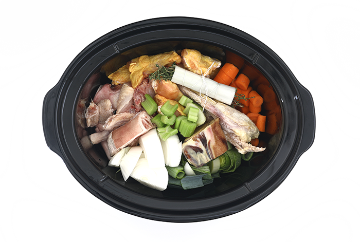 Consomé de ave. Receta para crock pot o slow cooker